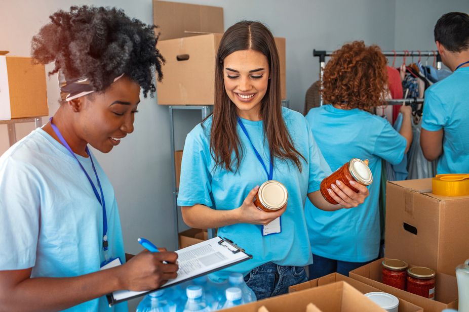 Los Jóvenes Adventistas celebran el día mundial atendiendo a poblaciones vulnerables