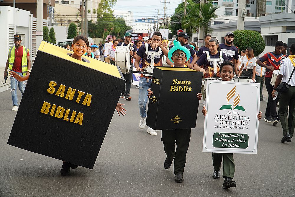 En la República Dominicana, los adventistas llaman a cientos de personas para que se refugien en la Palabra de Dios