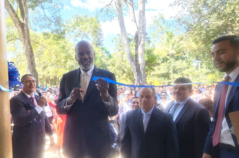 En El Salvador, la iglesia inaugura campamento para fortalecer ministerios y capacitación de laicos