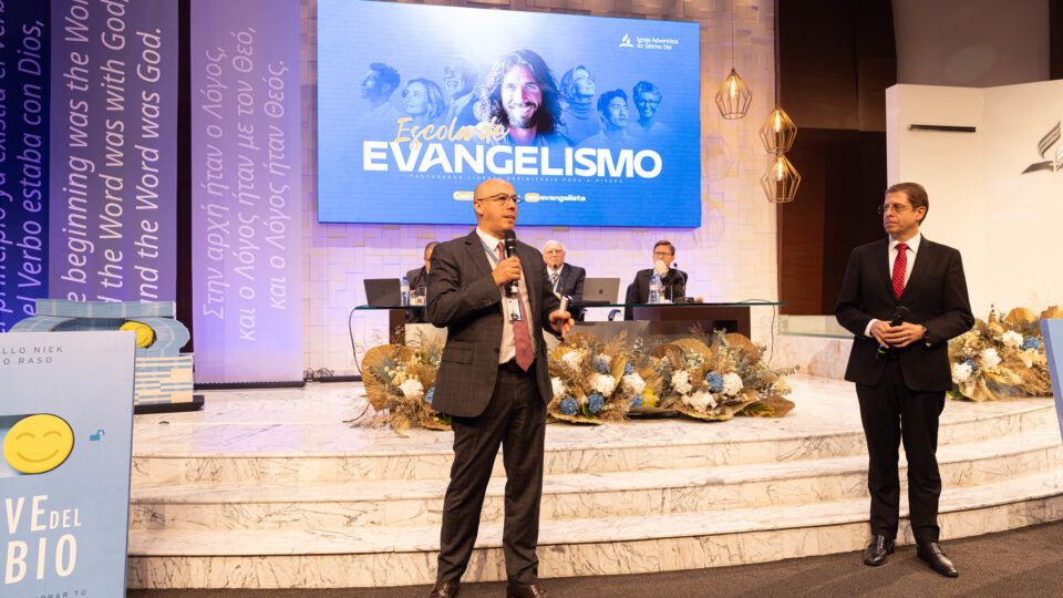 Escuela de Evangelismo quiere preparar líderes para la predicación de la Biblia